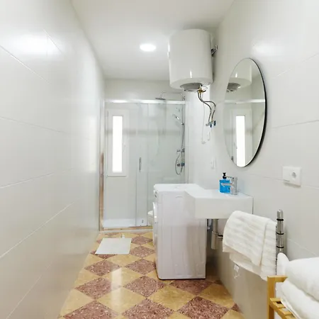 Altozano La Victoria B Apartment *
